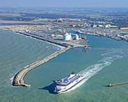 In the year 2015, a euro project was launched by the authorities to preserve a 700 meters long pool and to design a breakwater to store all types of p